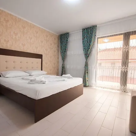 Pensiune Aymar Konukevi Două Mai