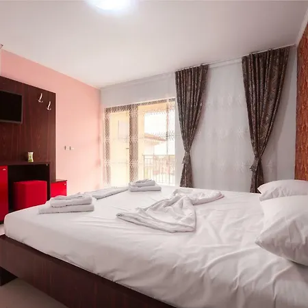 Pensiune Aymar 3* Două Mai