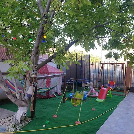 Pensiune Aymar Casa de hóspedes Două Mai