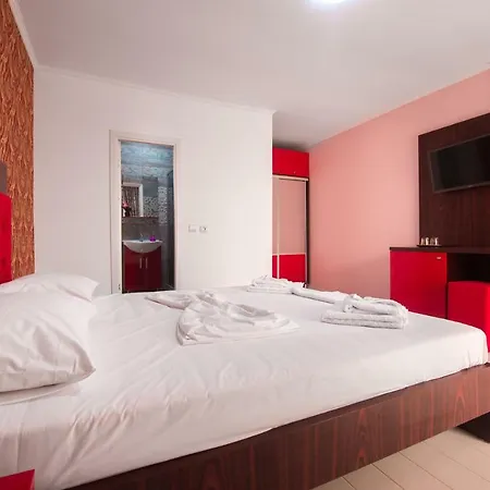 Pensiune Aymar Două Mai