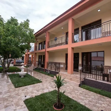 Guest house Pensiune Aymar